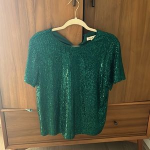 super cute sparkly top!!